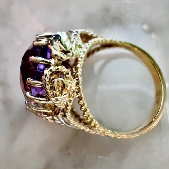Vintage Estate Giant Amethyst Ring Solid 14k Gold caged prongs Filigree Ring - Picture 11 of 17